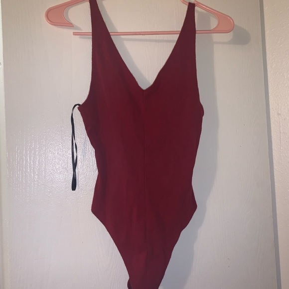 Bodysuits - Picture 4 of 6